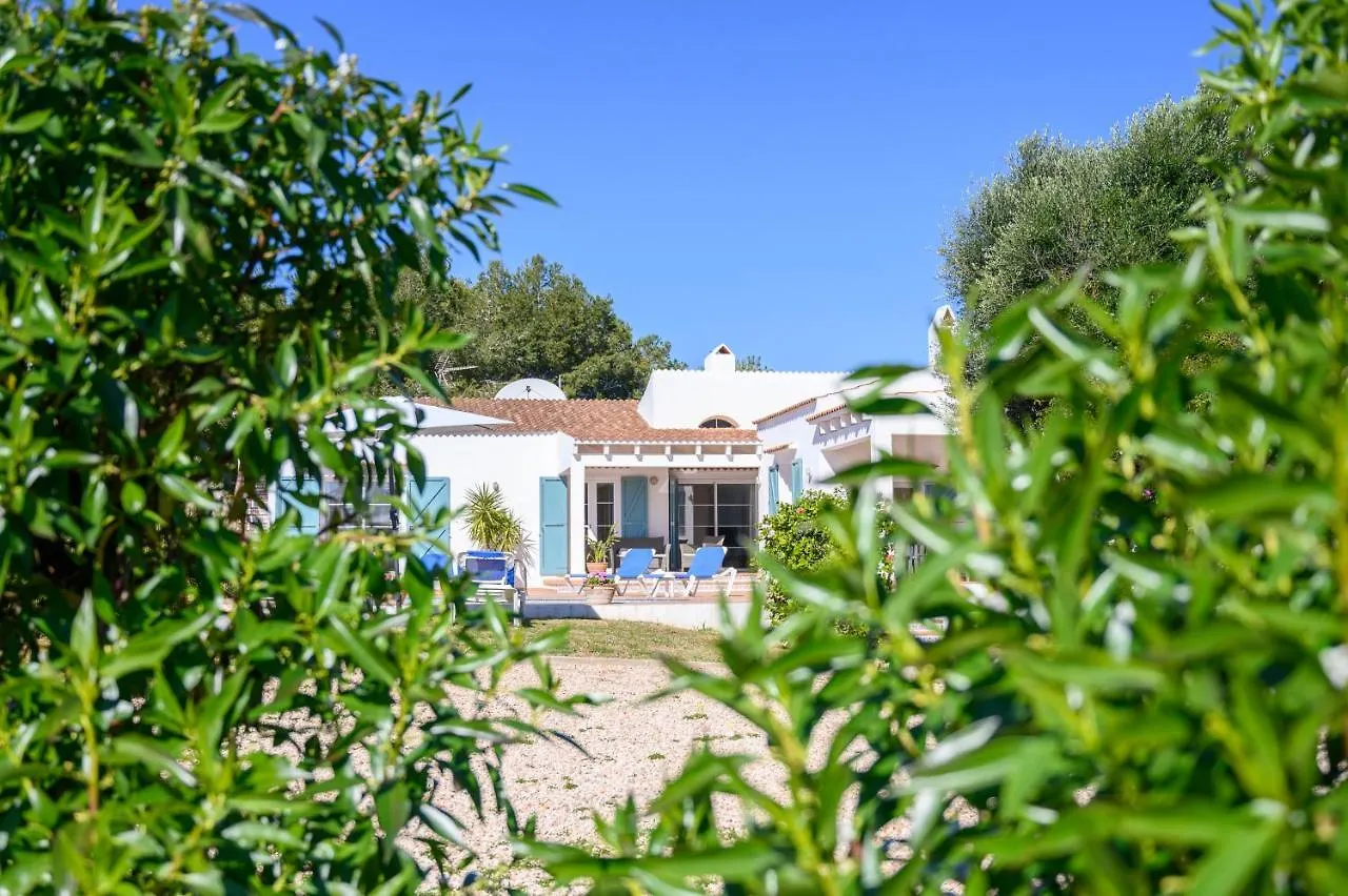 Quite Villa With Private Pool In Бинибека