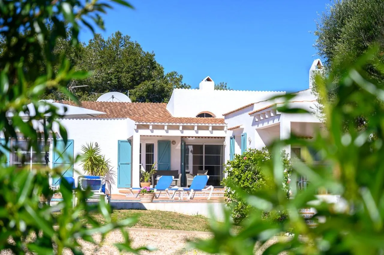 Quite Villa With Private Pool In Бинибека