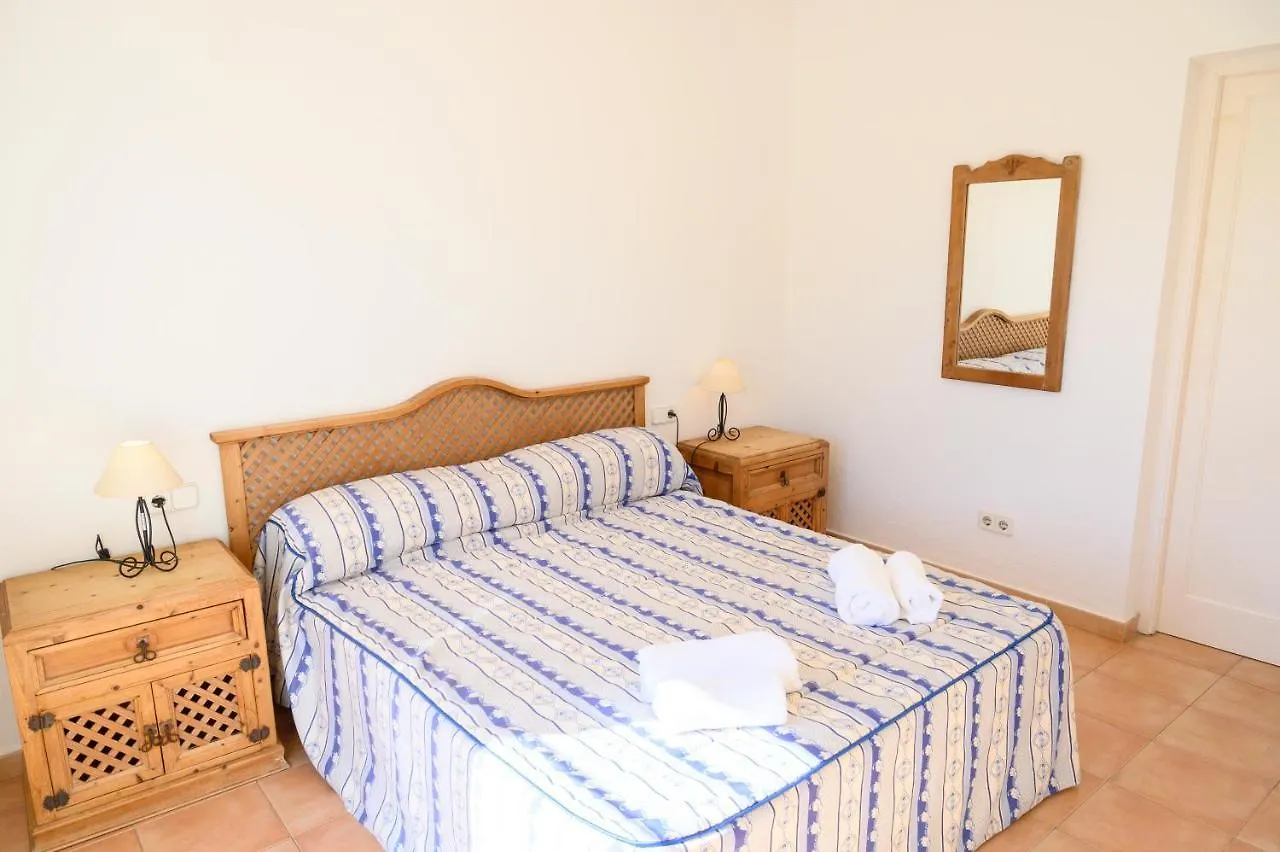 Quite Villa With Private Pool In Бинибека